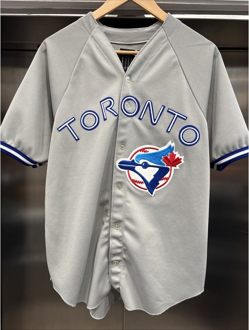 AUTHENTIC Grey Toronto Blue Jays 1990’s Jersey - Sz L